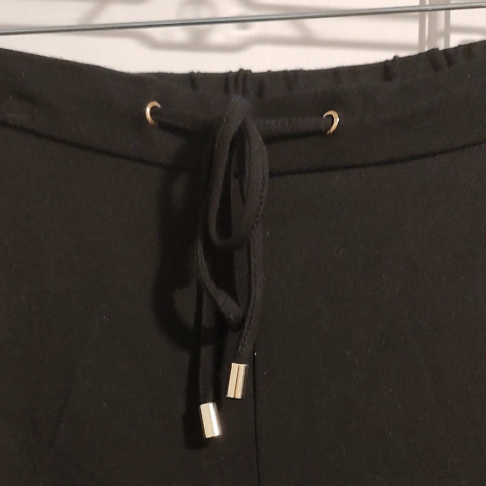 Jones New York Black Wide-Leg Pull-On Pants - Picture 2 of 3